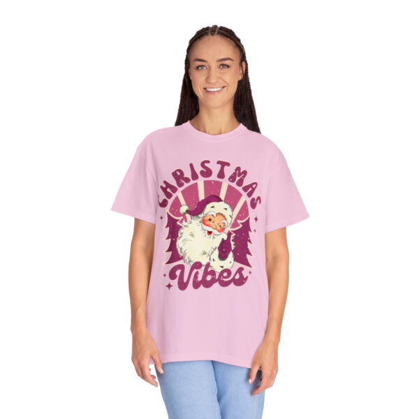 Christmas vibes tshirt - Image 16